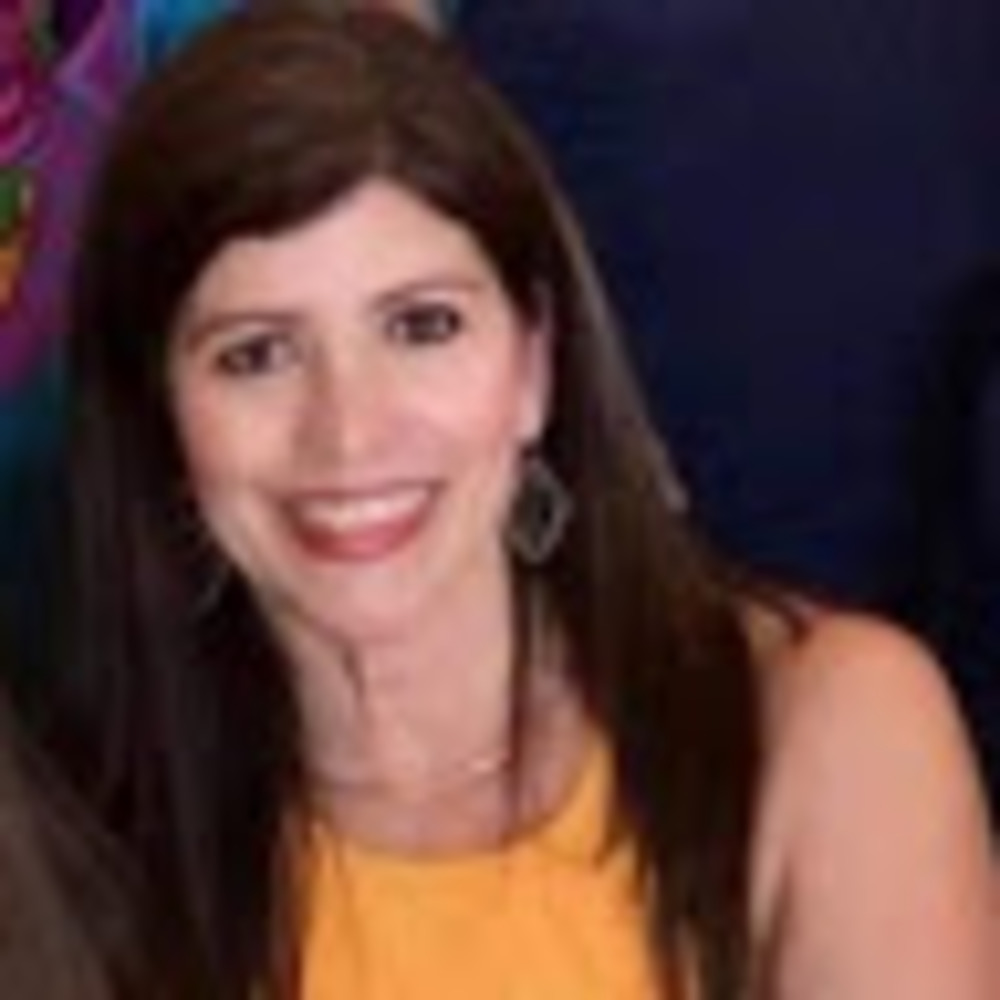 Meet your Posher, Cynthia